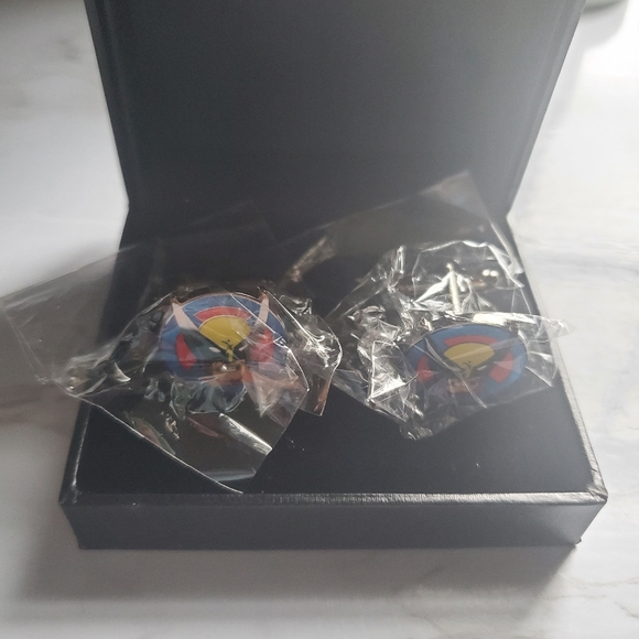 Marvel X-Men Wolverine Cuff Links NEW - Picture 2 of 4